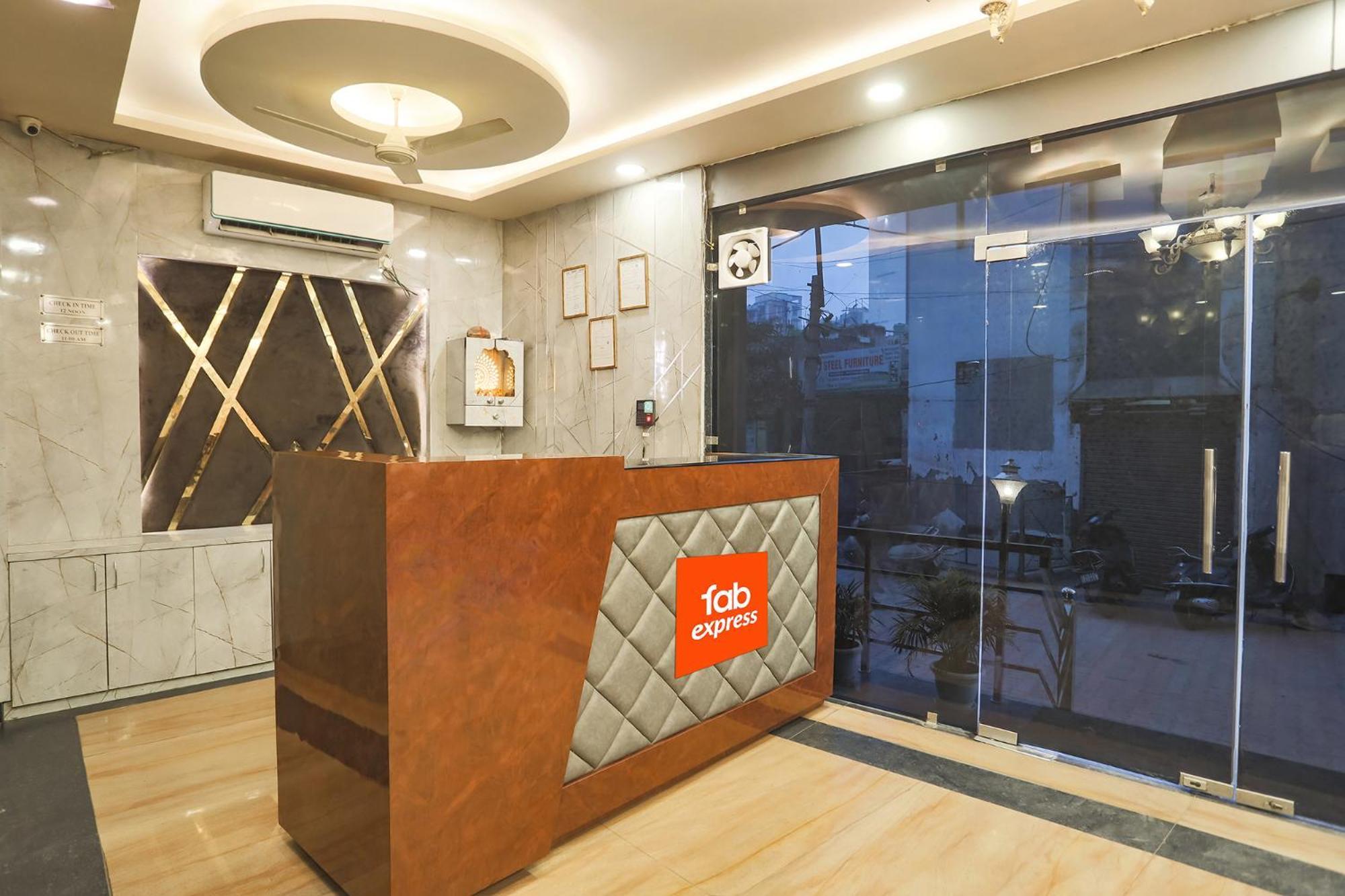Fabhotel The Diamond Ghaziabad Ngoại thất bức ảnh