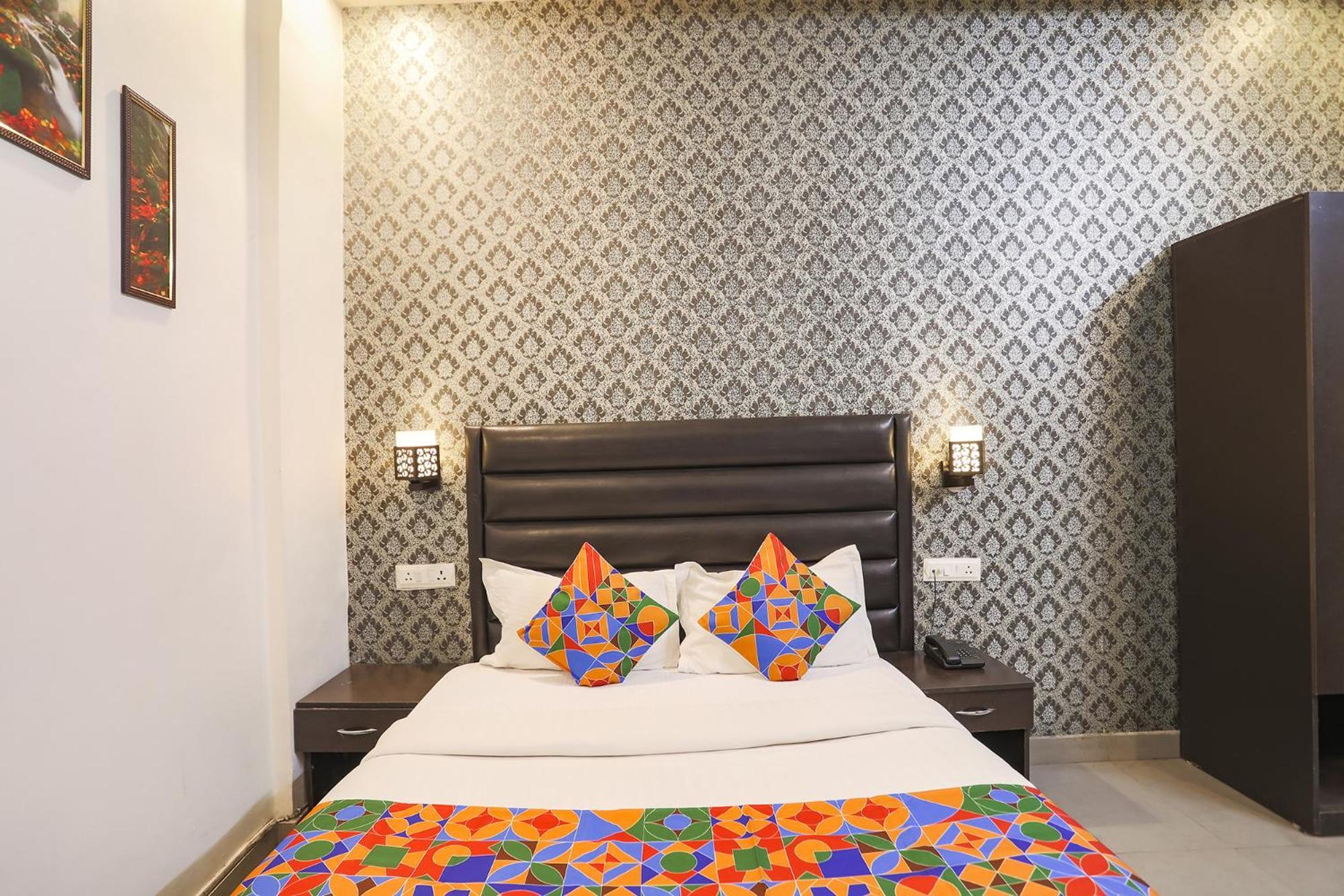 Fabhotel The Diamond Ghaziabad Ngoại thất bức ảnh